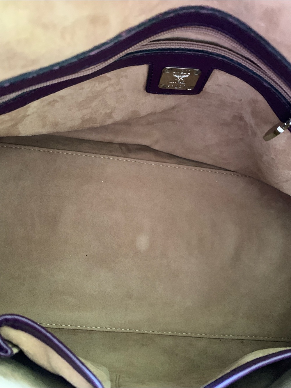 MCM Boston limited Edition - Picture 8 of 11